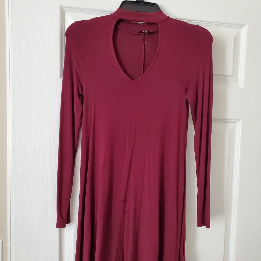 Cute burgundy cut-out long sleeve t-shirt dress
